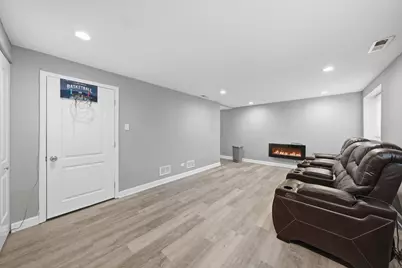 18107 Kostner Avenue, Country Club Hills, IL 60478 - Photo 13