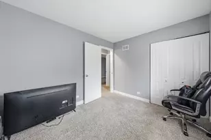 18107 Kostner Ave, Country Club Hills, IL 60478 - Photo 17