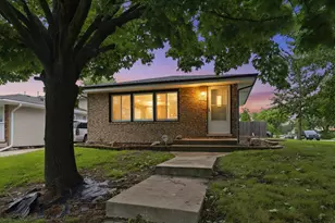 18107 Kostner Ave, Country Club Hills, IL 60478 - Photo 1