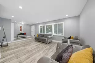 18107 Kostner Ave, Country Club Hills, IL 60478 - Photo 5