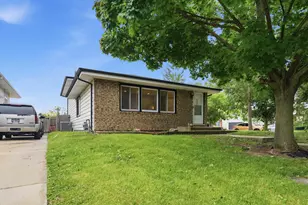 18107 Kostner Ave, Country Club Hills, IL 60478 - Photo 3