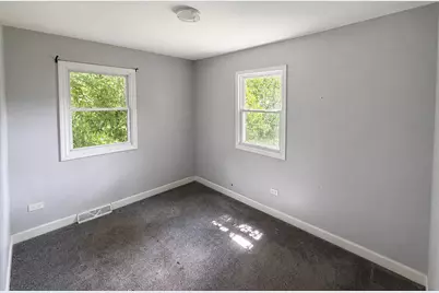 2039 Cherry Avenue, Hanover Park, IL 60133 - Photo 7