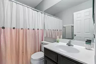 1092 N Camden Ln, South Elgin, IL 60177 - Photo 27
