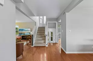 1092 N Camden Ln, South Elgin, IL 60177 - Photo 5