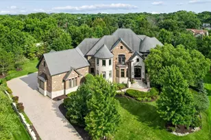 107 Forest Edge Dr, Palos Park, IL 60464 - Photo 1