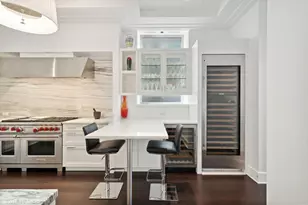 118 E Erie St, Chicago, IL 60611 - Photo 25