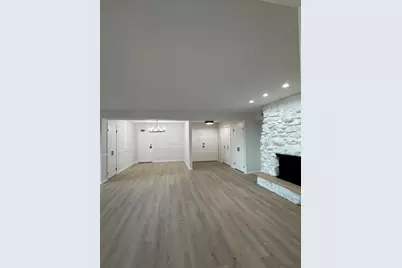120 S Spruce Avenue #407, Wood Dale, IL 60191 - Photo 7