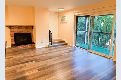 753 S Dwyer Avenue #E, Arlington Heights, IL 60005 - Photo 3
