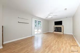 1317 Carol Ln, Naperville, IL 60565 - Photo 15