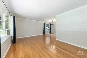 1317 Carol Ln, Naperville, IL 60565 - Photo 7