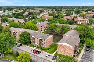 2215 Nichols Rd, Arlington Heights, IL 60004 - Photo 13