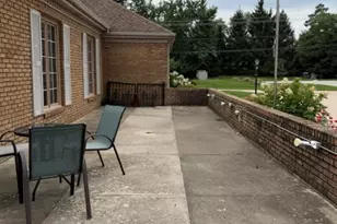 8283 Lake Ridge Dr, Burr Ridge, IL 60527 - Photo 35