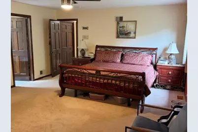 8283 Lake Ridge Drive, Burr Ridge, IL 60527 - Photo 17