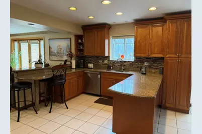 8283 Lake Ridge Drive, Burr Ridge, IL 60527 - Photo 9