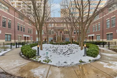 1942 S Prairie Street #2, Chicago, IL 60616 - Photo 1