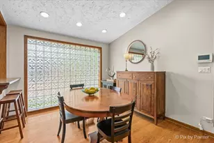 120 S Prairie Ave, Bloomingdale, IL 60108 - Photo 7