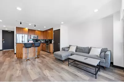 30 E Huron Street #5605, Chicago, IL 60611 - Photo 13