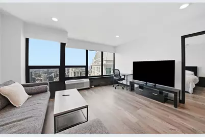 30 E Huron Street #5605, Chicago, IL 60611 - Photo 11