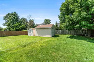 2103 Graystone Dr, Joliet, IL 60431 - Photo 17
