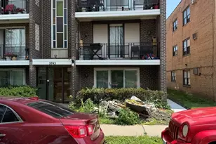 5743 S Kenton Ave, Chicago, IL 60629 - Photo 1