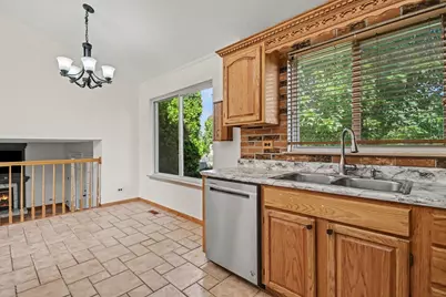 1457 Beaumont Circle, Bartlett, IL 60103 - Photo 7