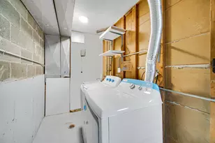 9011 N Clifton Ave, Niles, IL 60714 - Photo 21