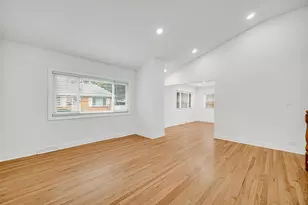 9011 N Clifton Ave, Niles, IL 60714 - Photo 5