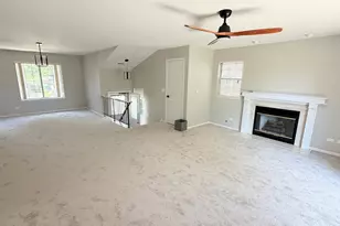 1975 Windsong Dr, Schaumburg, IL 60194 - Photo 7