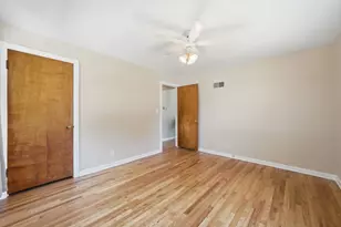 1009 Leith Ave, Waukegan, IL 60085 - Photo 7