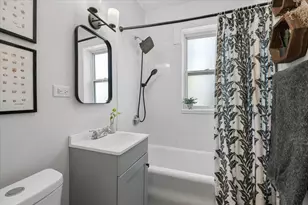 1411 W Farwell Ave, Chicago, IL 60626 - Photo 13