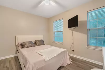 525 Arlington Lane, South Elgin, IL 60177 - Photo 17