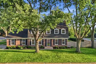 604 Timber Trail Dr, Naperville, IL 60565 - Photo 1