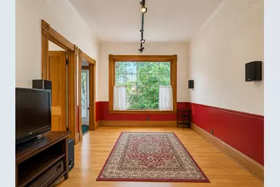 1013 Simpson Street, Evanston, IL 60201 - Photo 3