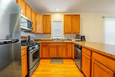 5218 W Galewood Avenue #A, Chicago, IL 60639 - Photo 5
