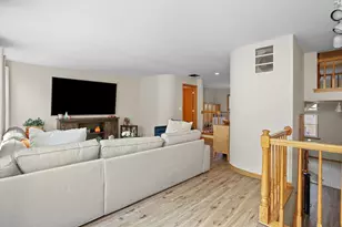[Address not provided], Chicago, IL 60629 - Photo 9
