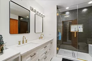 [Address not provided], Chicago, IL 60629 - Photo 17