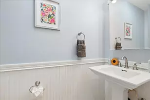 6121 Sands Rd, Crystal Lake, IL 60014 - Photo 11