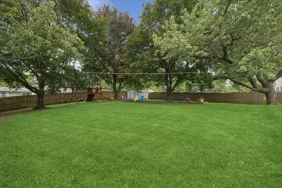 6121 Sands Road, Crystal Lake, IL 60014 - Photo 19