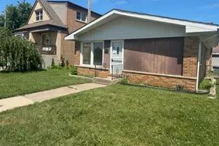 11420 S Hamlin Ave, Chicago, IL 60655 - Photo 1