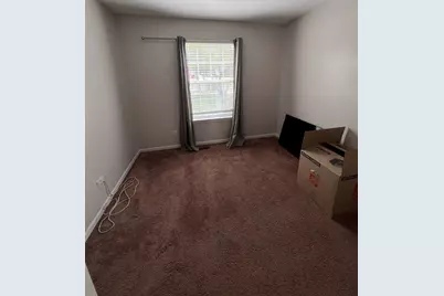 358 Woodview Circle #B, Elgin, IL 60120 - Photo 15