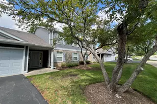 358 Woodview Cir, Elgin, IL 60120 - Photo 1