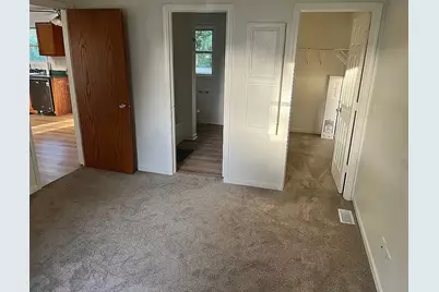 4812 W Howard Street, McHenry, IL 60051 - Photo 7