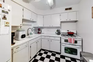 6325 N Sheridan Rd, Chicago, IL 60660 - Photo 9