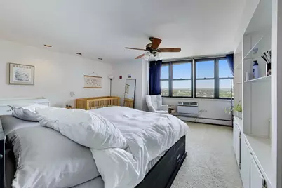 6325 N Sheridan Road #2106, Chicago, IL 60660 - Photo 11
