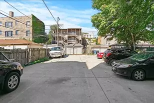 4542 S Indiana Ave, Chicago, IL 60653 - Photo 15