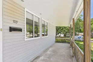 103 Skylark Dr, Rockford, IL 61107 - Photo 5