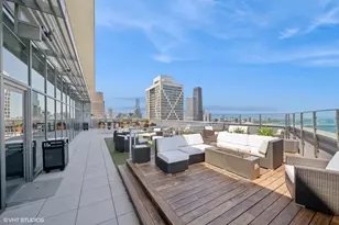 600 N Lake Shore Dr, Chicago, IL 60611 - Photo 17