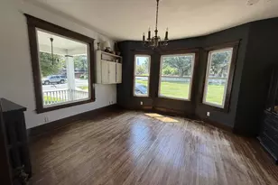 409 S Chestnut St, Kewanee, IL 61443 - Photo 9