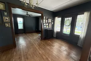 409 S Chestnut St, Kewanee, IL 61443 - Photo 5