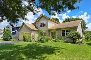 127 Forestview Ln, Aurora, IL 60502 - Photo 1
